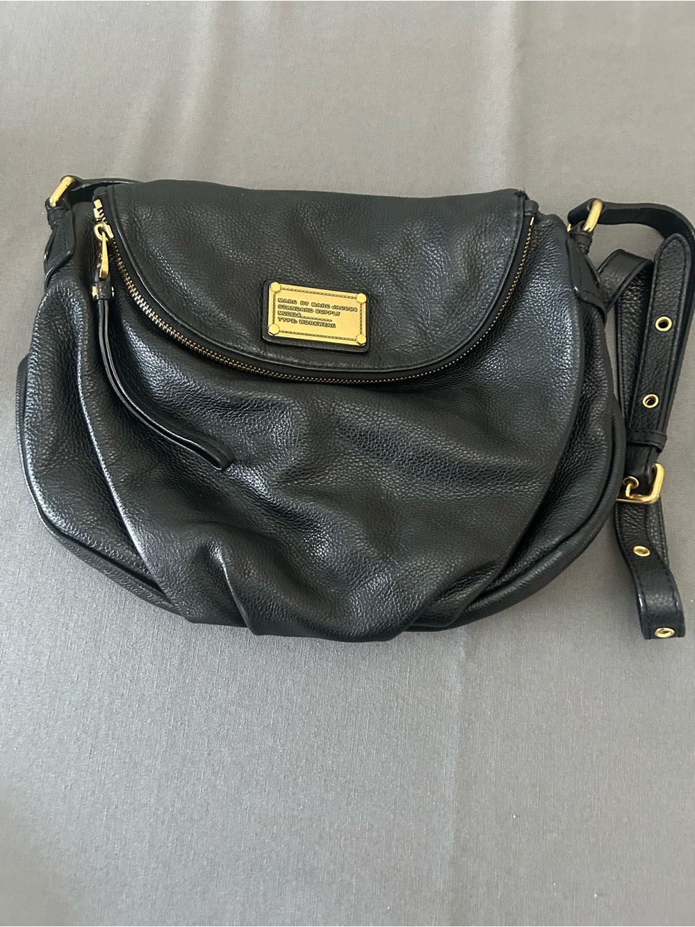 Marc by Marc Jacobs Black Leather Pebbled Purse with Gold Hardware